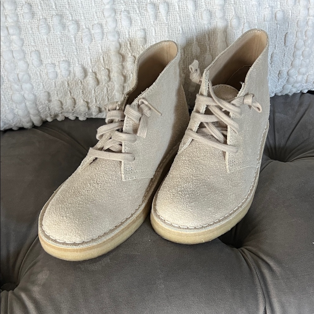 Clarks Cream Suede Desert Lace-Up Ankle Boots